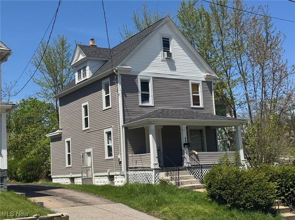 68 N Balch St, Akron, OH 44303