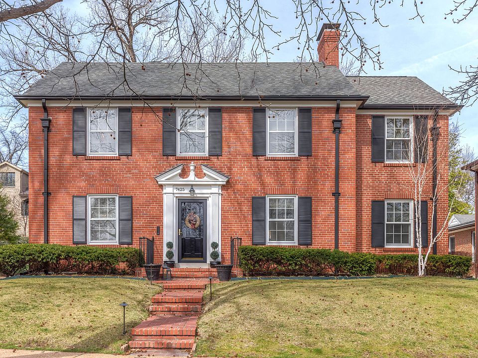 1st image of 7425 Byron Pl