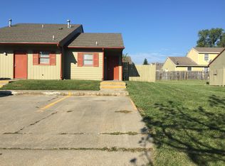2811 Ridge Ct APT C, Lawrence, KS 66046