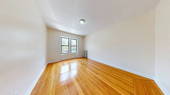 Rented by Bond New York | media 18