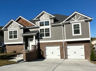 1015 Ryan Ridge Rd, Soddy Daisy, TN 37379