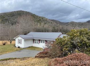 173 Odoms Chapel Rd, Bakersville, NC 28705