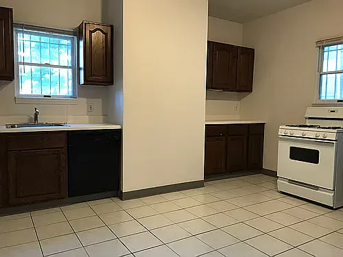 North Oakland Properties — Photo 4