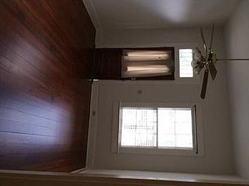 3rd image of 722 Pauline St