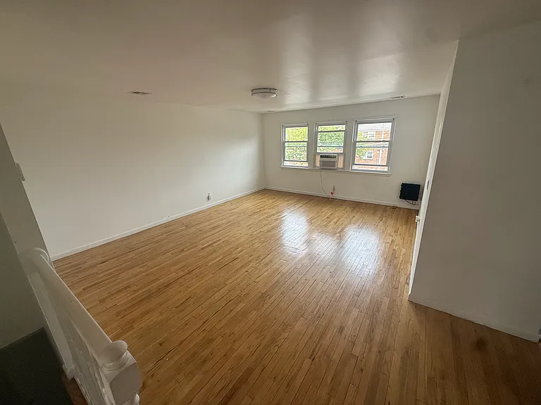 60 Sycamore Rd #2 — Photo 12