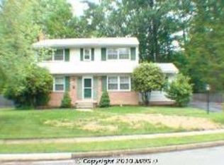 10312 Shiloh St, Fairfax, VA 22030