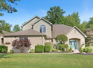 561 Burgess Cir, Aurora, OH 44202