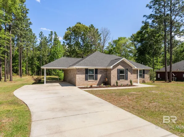 109 Lucy Dr, Bay Minette, AL 36507