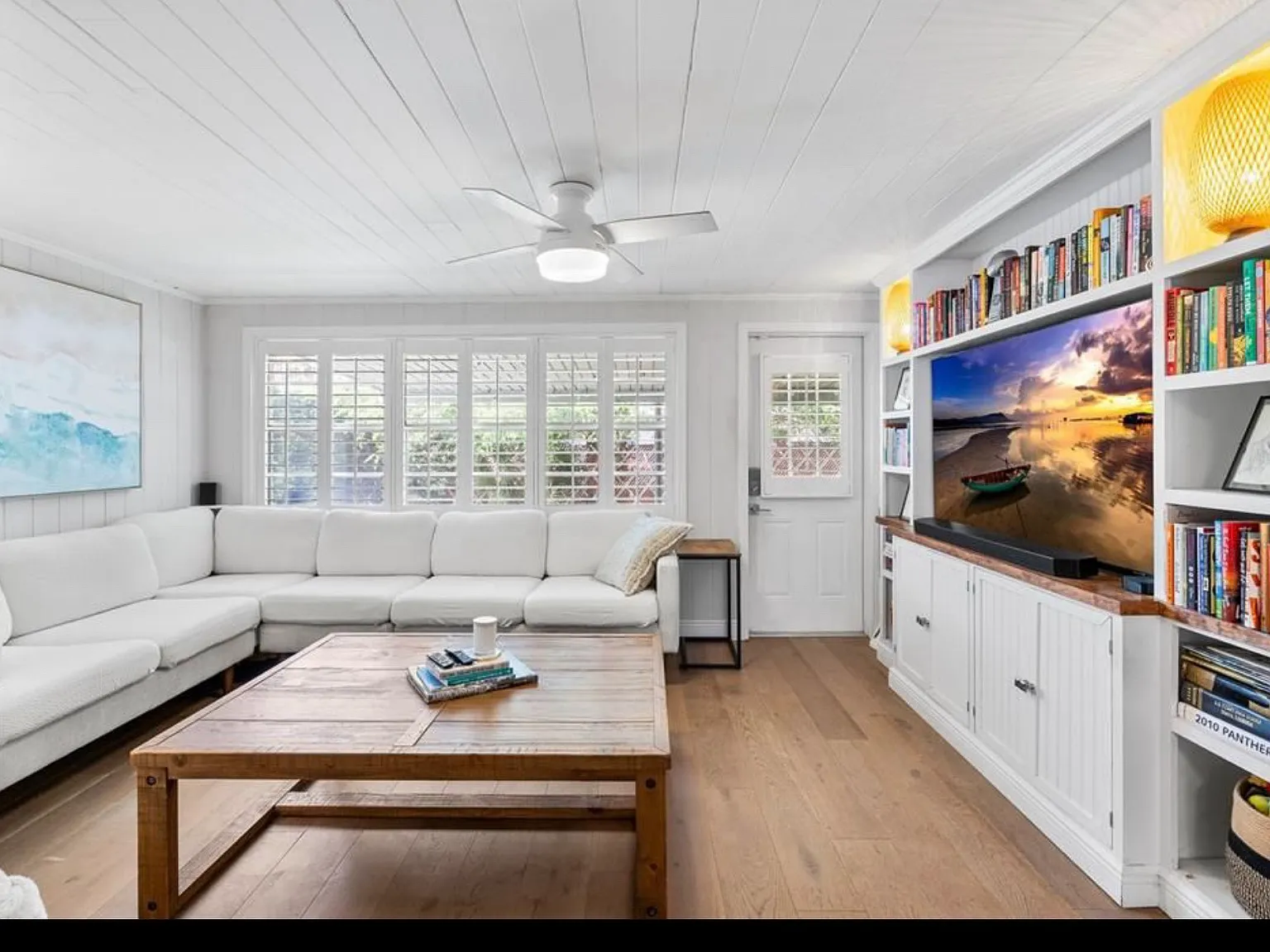 4303 S Cameron Ave — Photo 4