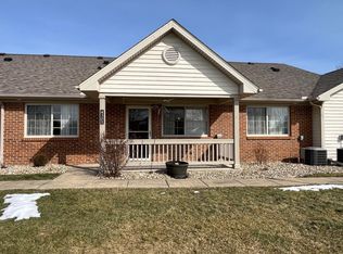 4305 Strattford Cir E, Zanesville, OH