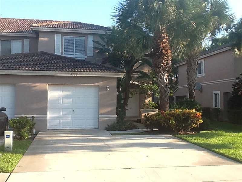 1st image of 4751 Pinemore Ln