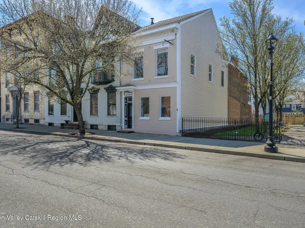 237 Warren Street, Hudson, NY 12534