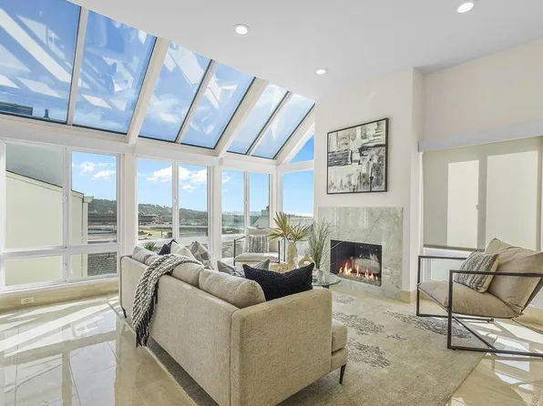 321 Shoemaker Ln, Solana Beach, CA 92075