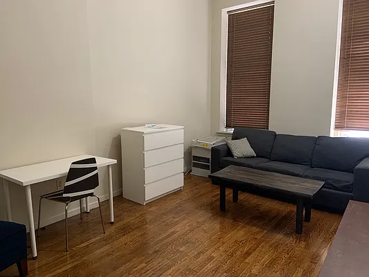 Rented by One New York Realty Inc | media 6