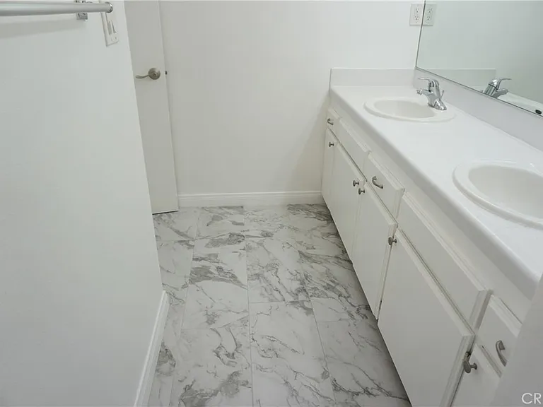 4610 Densmore Ave #20 — Photo 28