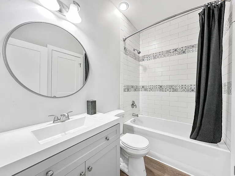 141 Hughes St — Photo 14