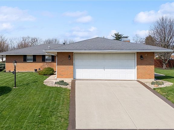 5th image of 408 Mayfair Dr