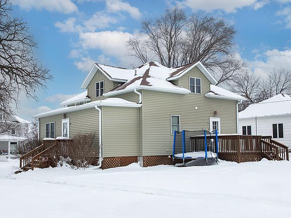 5th image of 520 3rd St