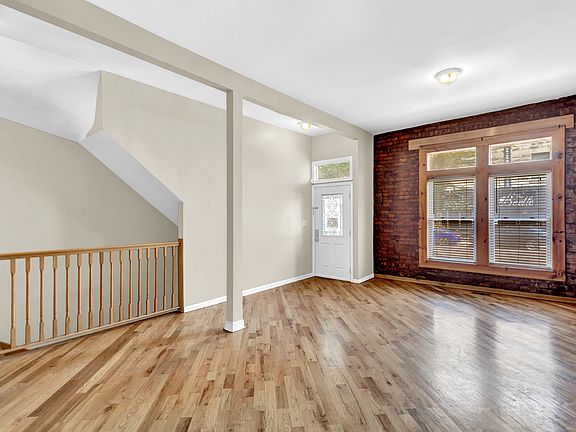2nd image of 2535 W Chicago Ave Unit 1