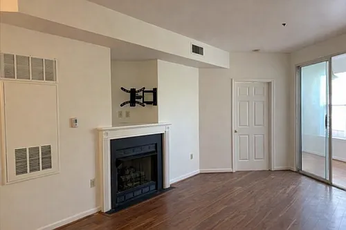 1625 International Dr Photo 1