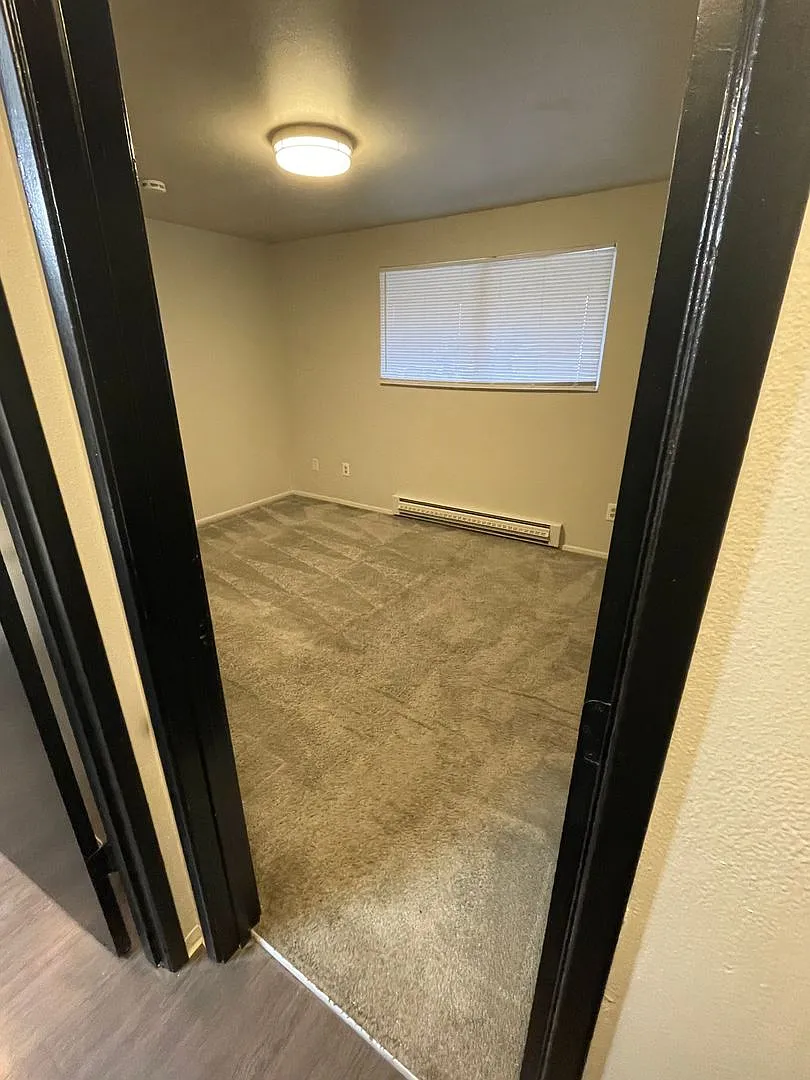 9th Avenue Apartments — Photo 4