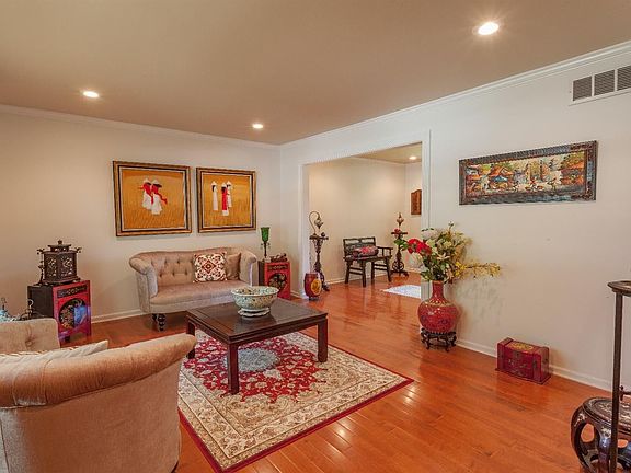5th image of 2750 Tuebingen Pkwy