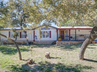 1400 Elmhurst Dr., Lakehills, TX 78063