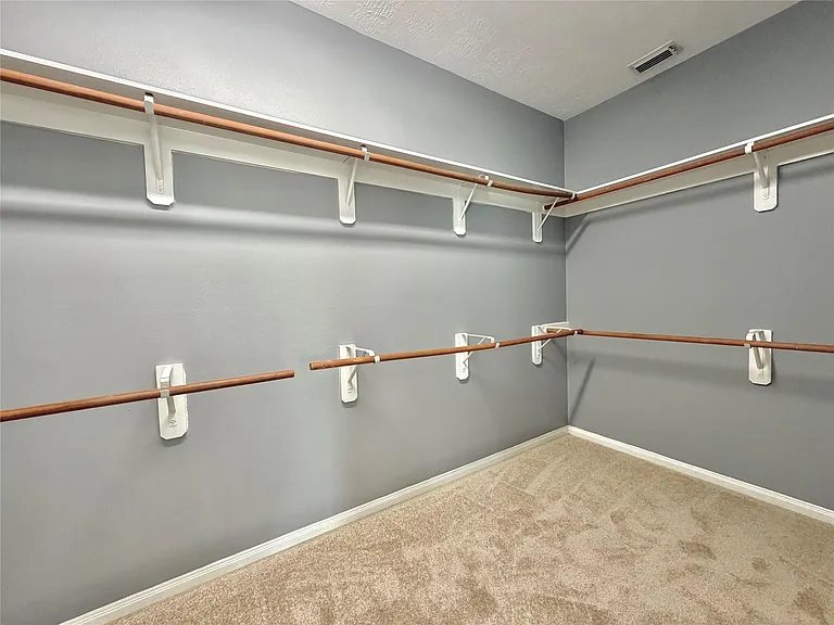 24327 Lanning Dr — Photo 18