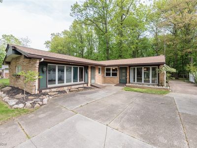 26454 Strawberry Ln, Westlake, OH, 44145