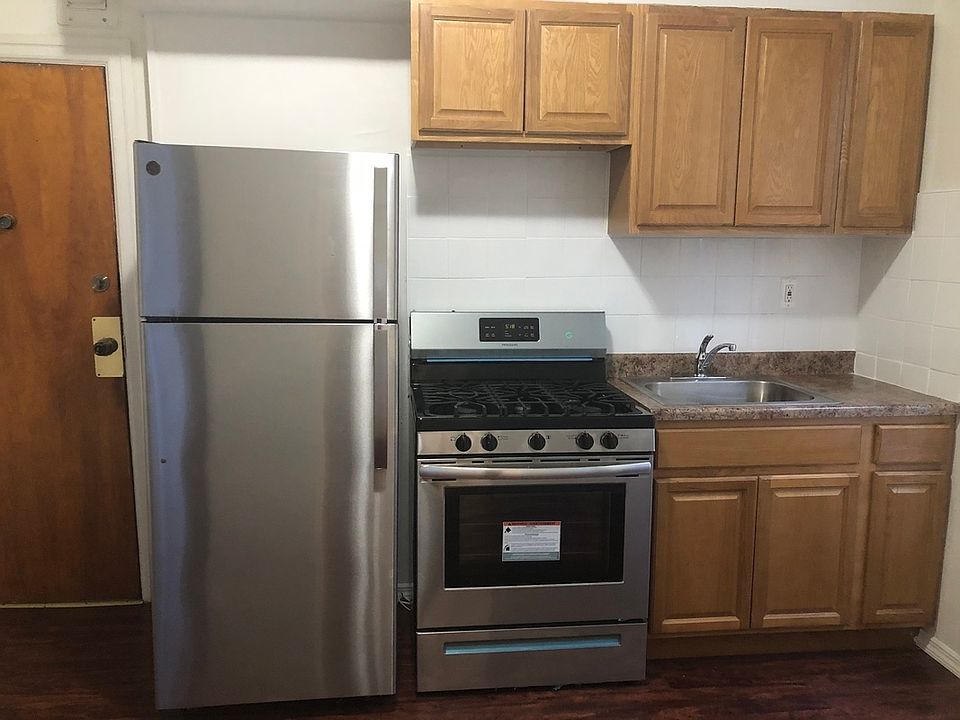 1st image of 25-01 30th Ave #2R