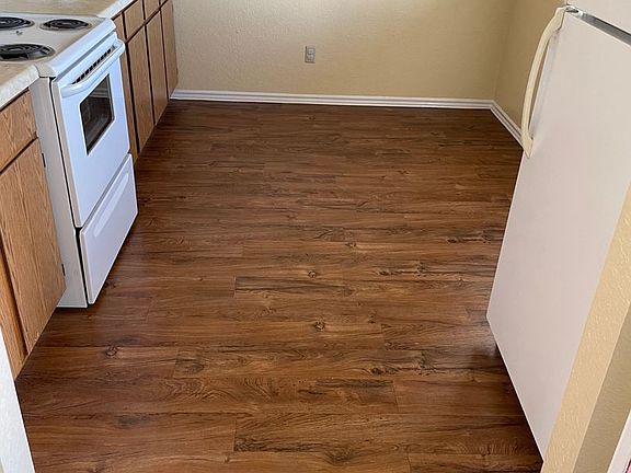 3rd image of 1800 S Espina St #20