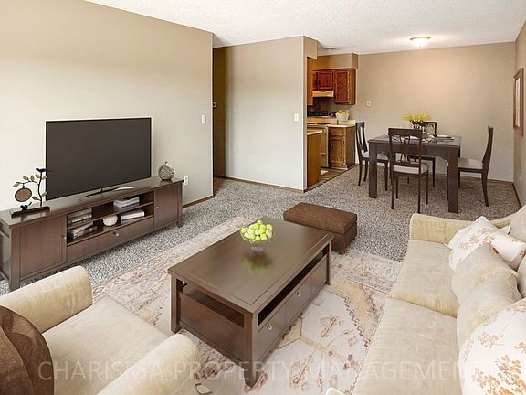 2nd image of 809 W 10th St #7