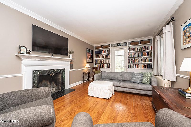5th image of 1380 Clifton Park Road