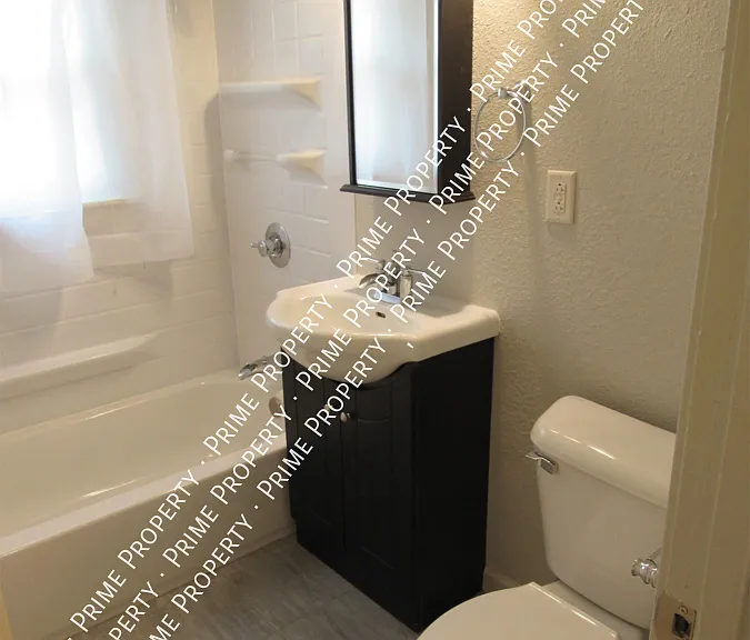 412 W Prescott Ave #2 — Photo 9
