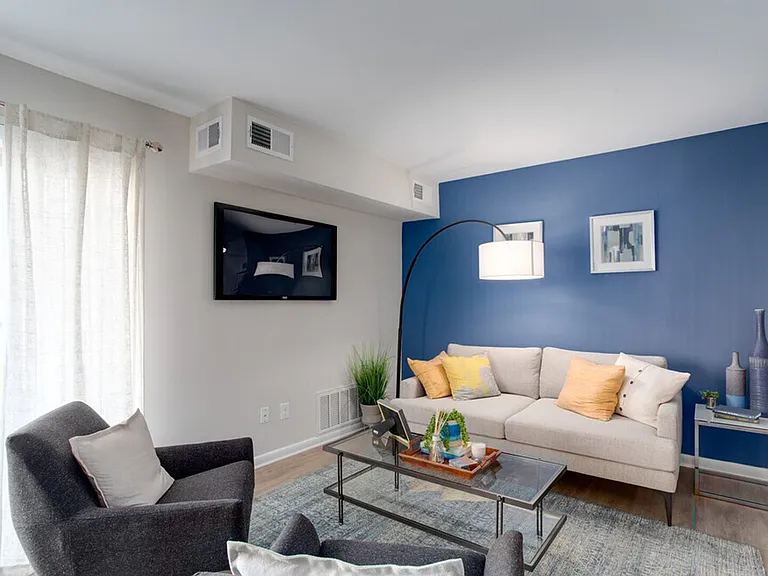 Coopers Place — Photo 10