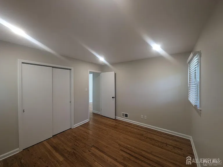 6 Hillside Ave — Photo 18