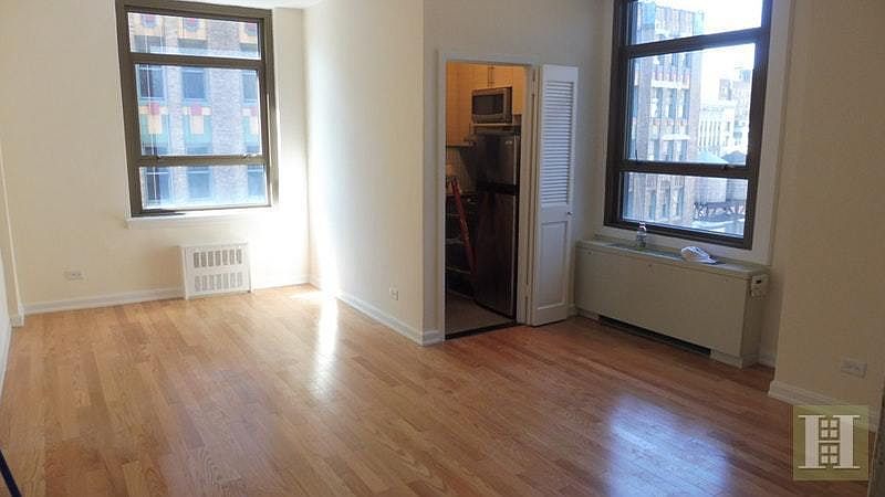 1st image of 4 Park Ave APT 14V