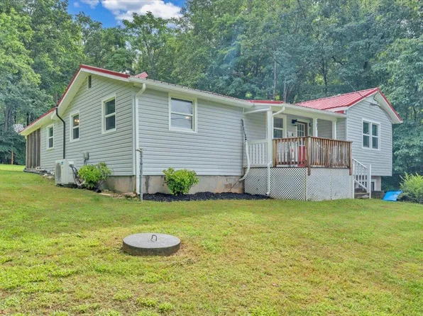 187 Fiddlers Green Rd, Bassett, VA 24055