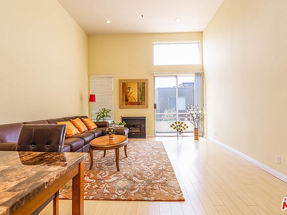 3rd image of 500 S Berendo St APT 418