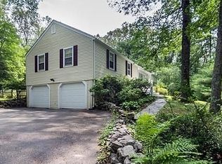 22 Stage Coach Rd, Boxford, MA 01921