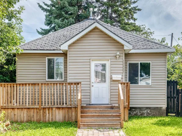 12627 71st St NW, Edmonton, AB T5C 0L8