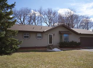 1616 121st Ave NE, Blaine, MN 55449