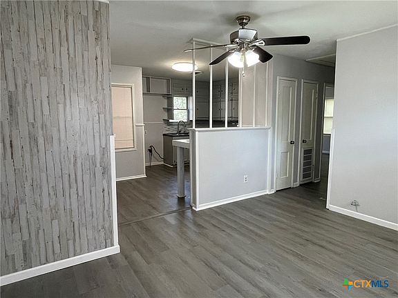 5th image of 1512 E Mimosa Ave