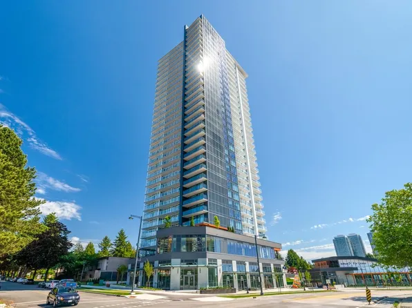 13738 Central Ave #2212, Surrey, BC V3T 0K6