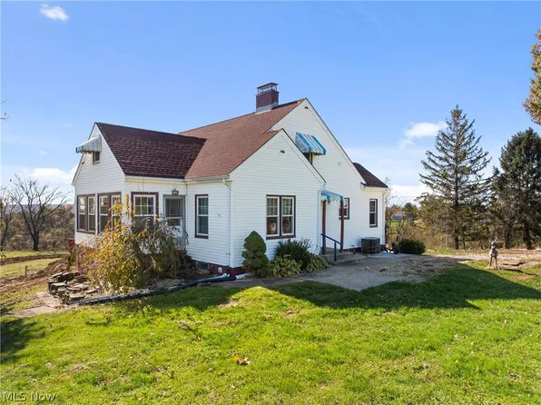 55674 High Ridge Rd, Bellaire, OH 43906