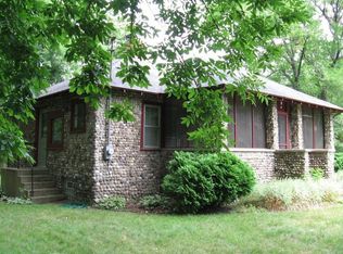 8633 East Rd, Lakeside, MI 49115