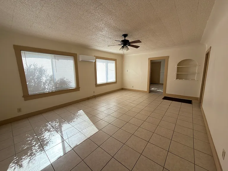 1225 E University Ave — Photo 2