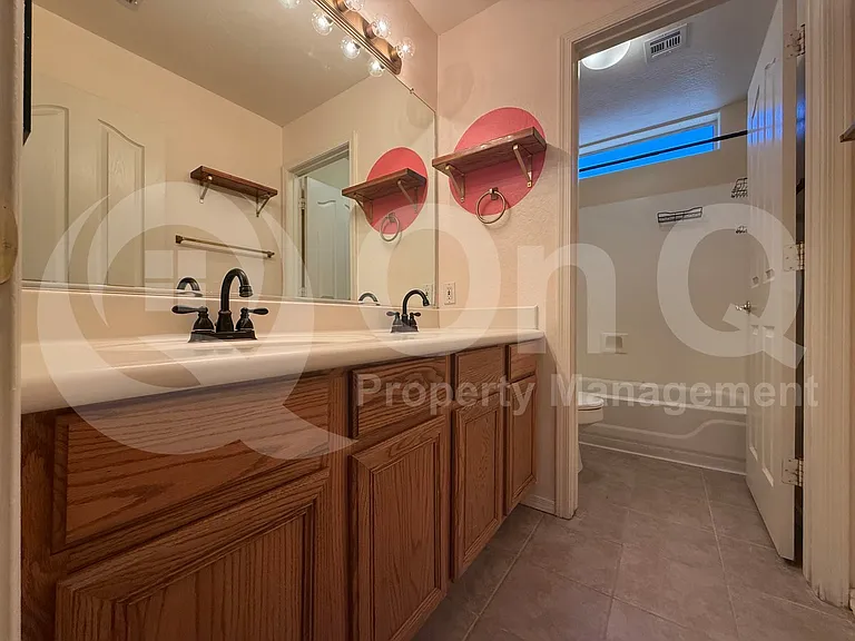 4454 E Spur Dr — Photo 20