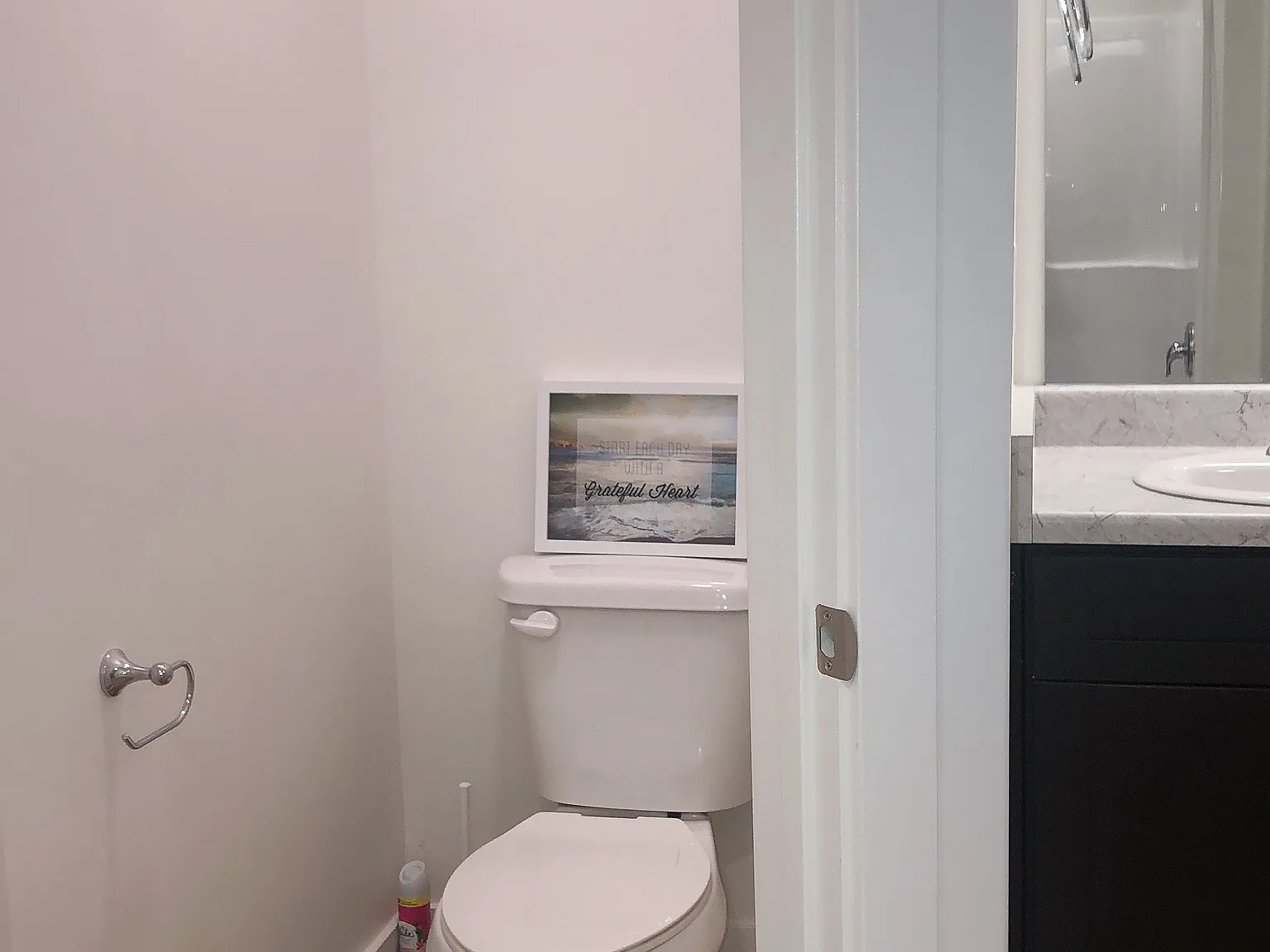 4 bed, 2022 sqft, $800 — Photo 3