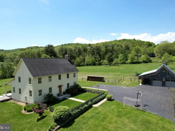 20 Apple Creek Ln, Port Matilda, PA 16870